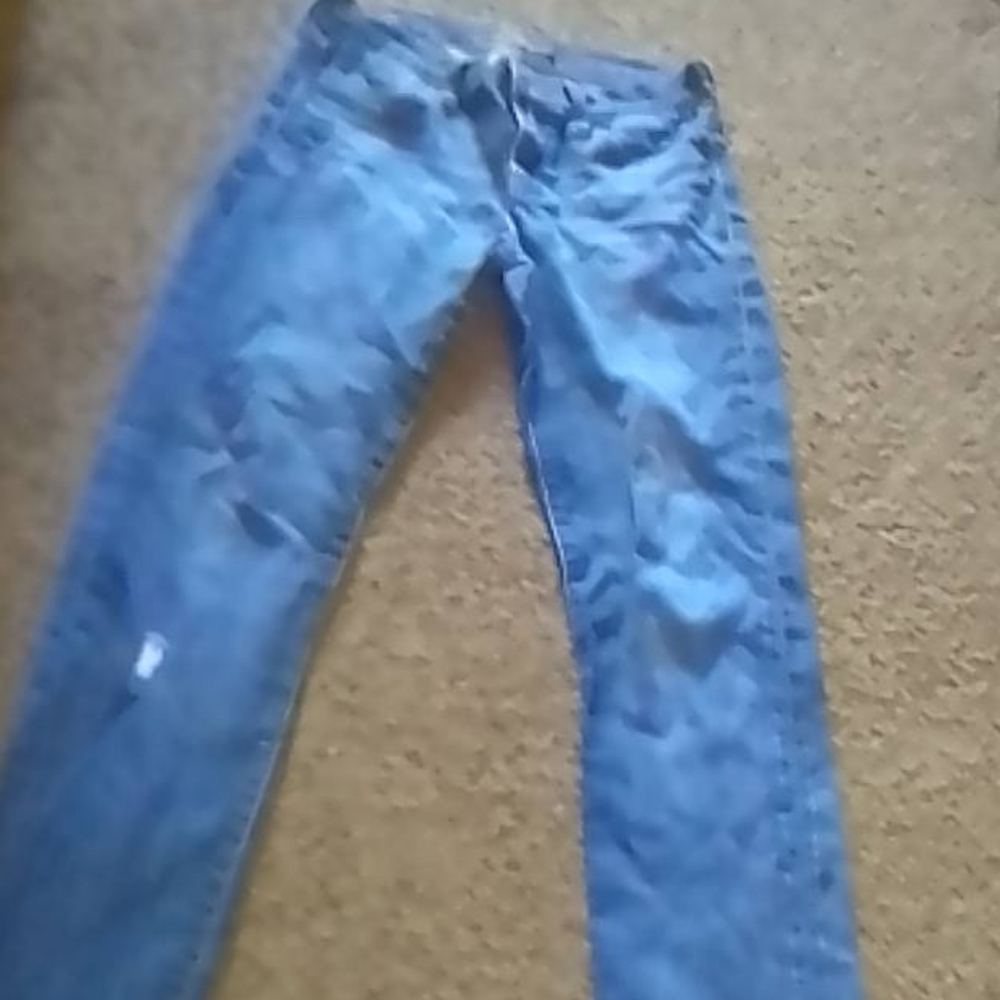 Juniors jeans